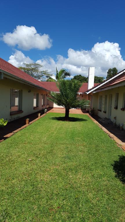 Palm Villa Harare Eksteriør billede