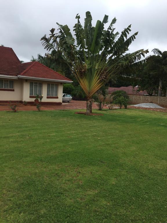 Palm Villa Harare Eksteriør billede