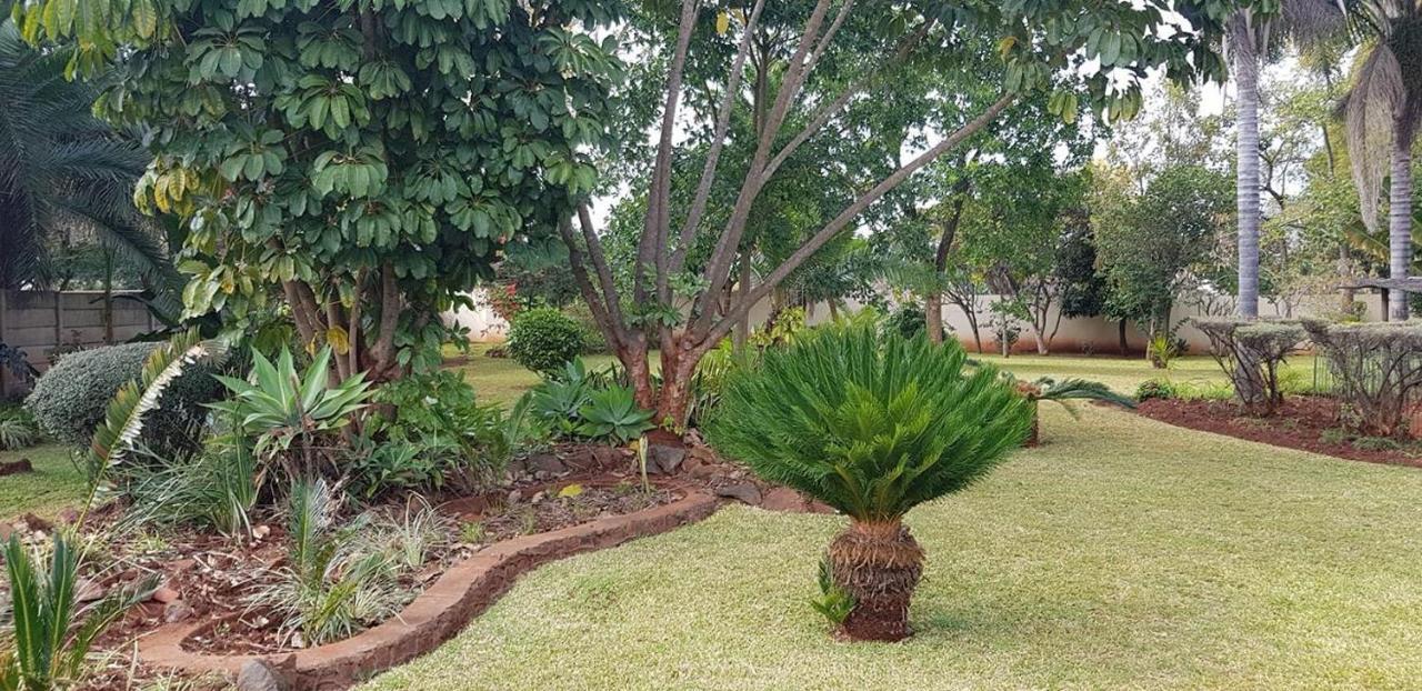 Palm Villa Harare Eksteriør billede